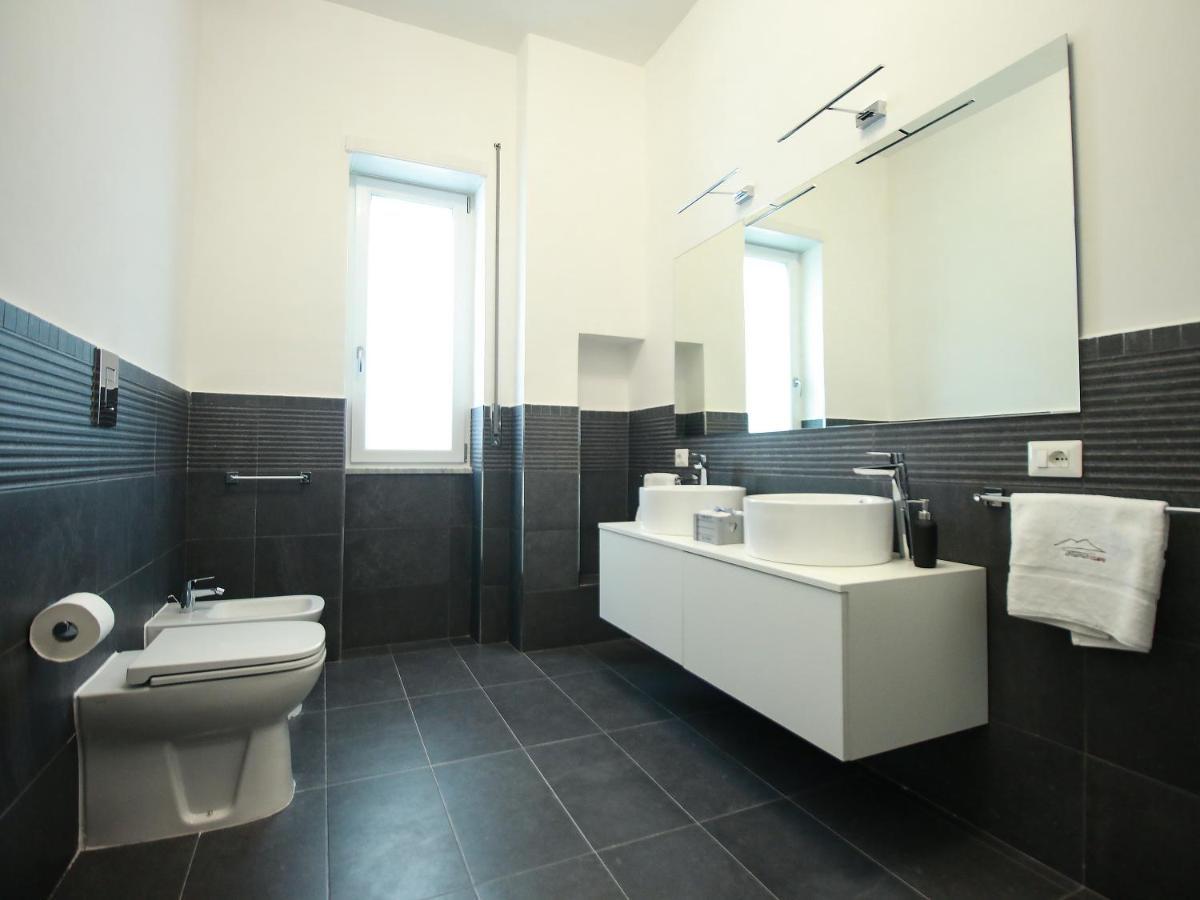 Chilometrozero Luxury Apartment Наполи Екстериор снимка