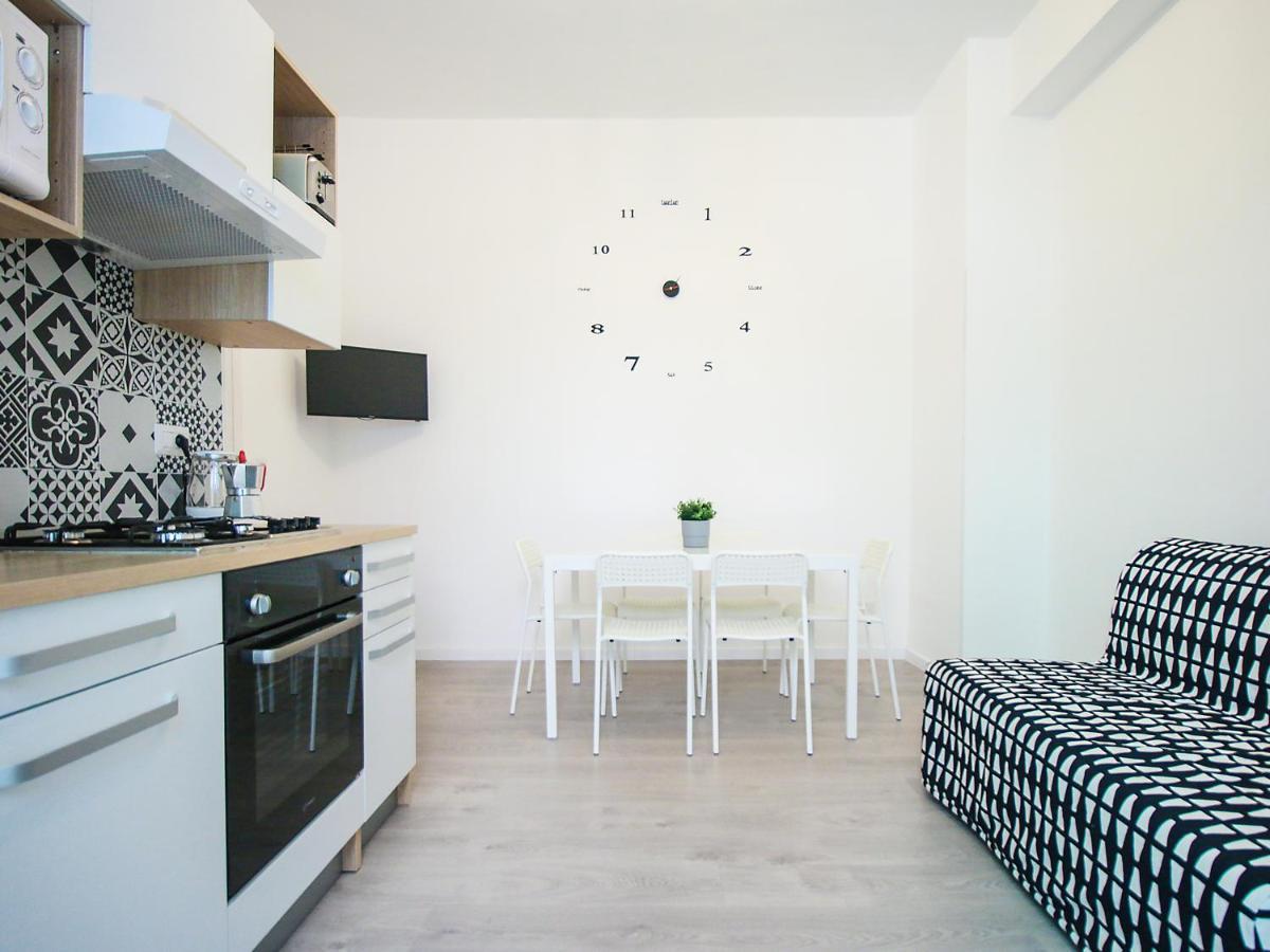 Chilometrozero Luxury Apartment Наполи Екстериор снимка