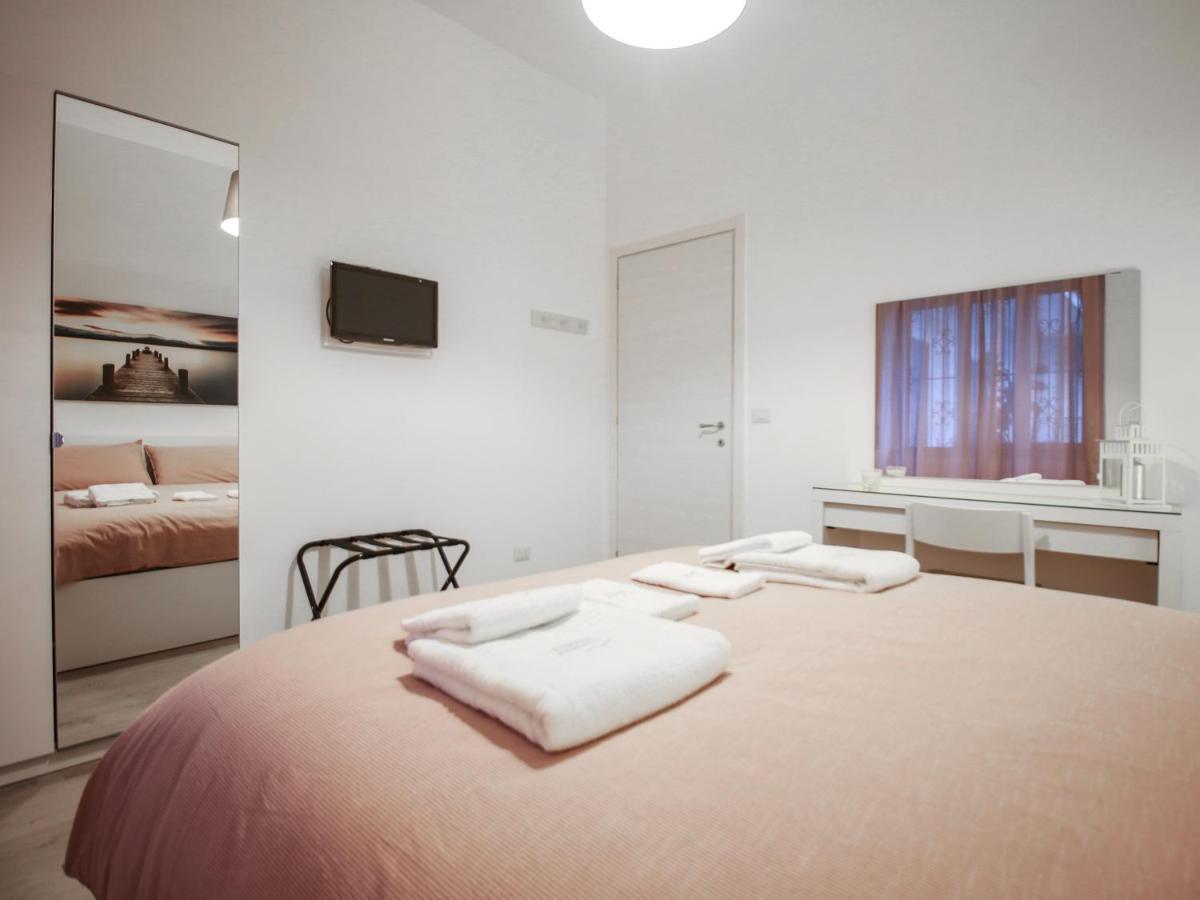 Chilometrozero Luxury Apartment Наполи Екстериор снимка