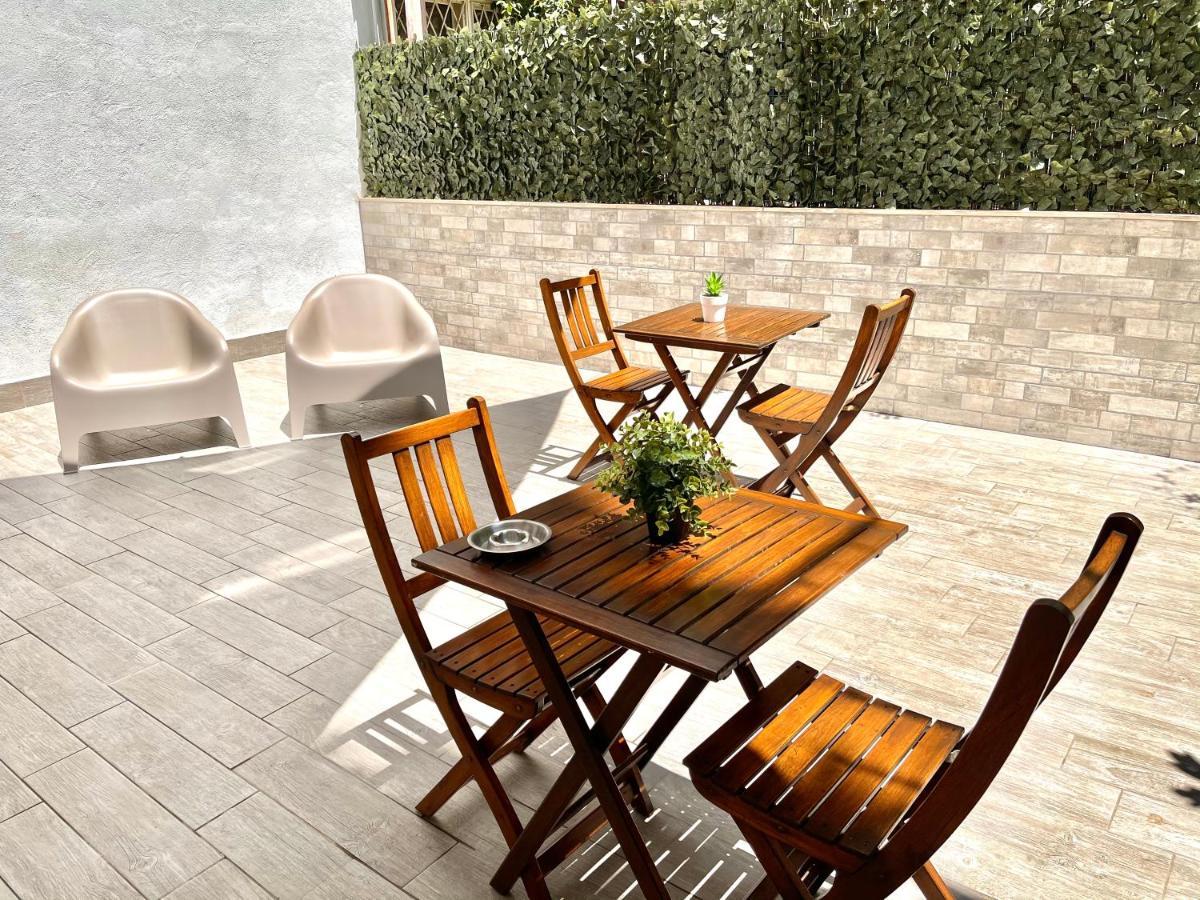 Chilometrozero Luxury Apartment Наполи Екстериор снимка