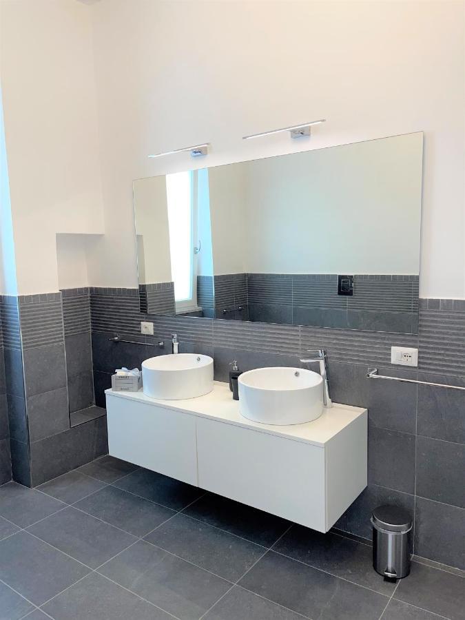 Chilometrozero Luxury Apartment Наполи Екстериор снимка
