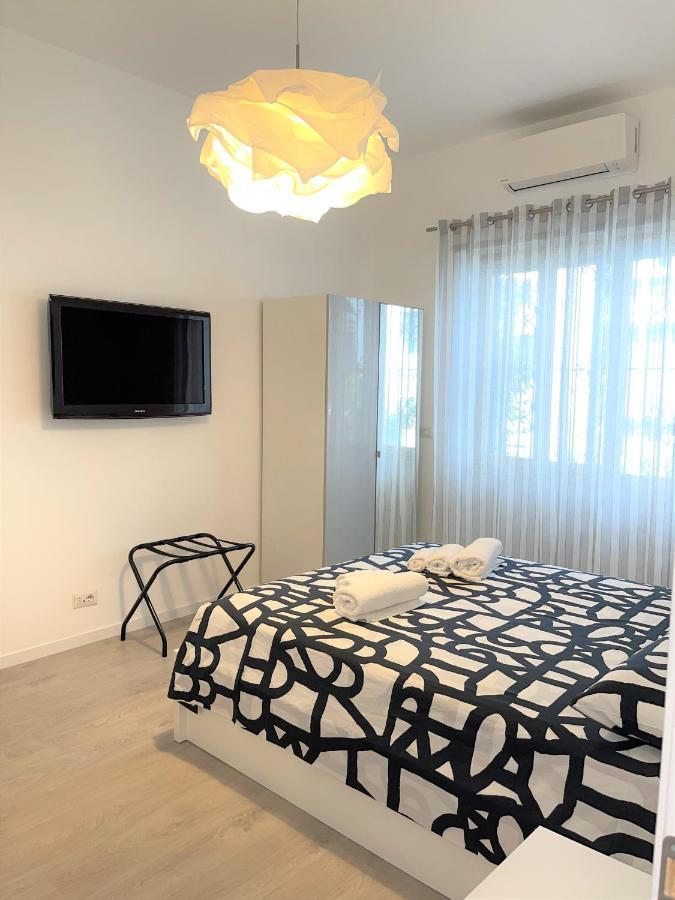 Chilometrozero Luxury Apartment Наполи Екстериор снимка