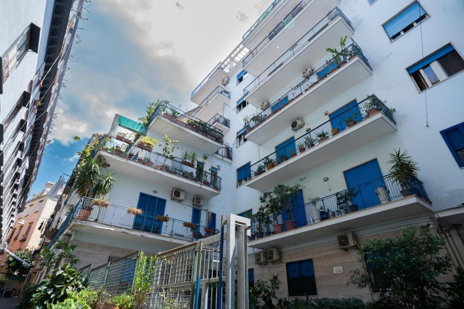 Chilometrozero Luxury Apartment Наполи Екстериор снимка